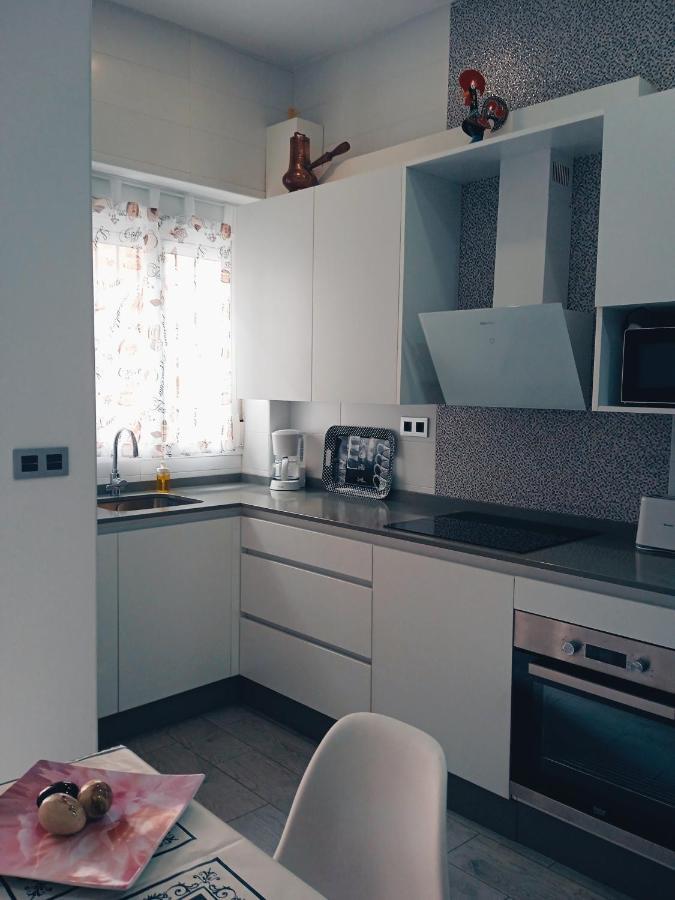 Apartamentos Lax Almería Kültér fotó